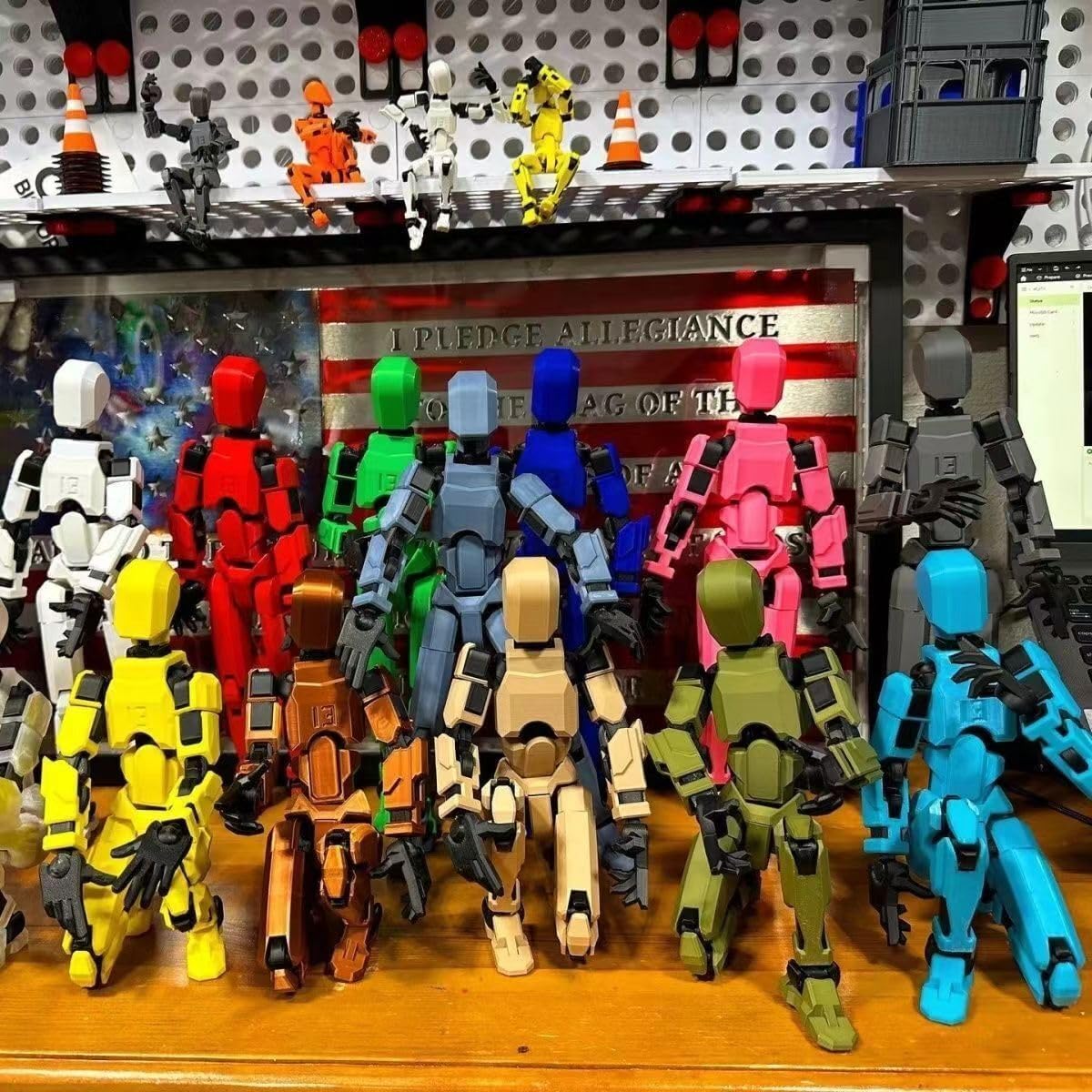 Dumwick Assembly Completed Titan 13 Action Figure Set,Titan 13 Robot Action Figures 3D Printed Multi Jointed Movable,Nova 13 Action Figure,Decorations for Action Figures (9pcs,Assembly Completed) - Image 6